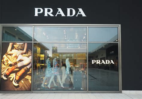 outlet di prada in italia|florence factory outlet.